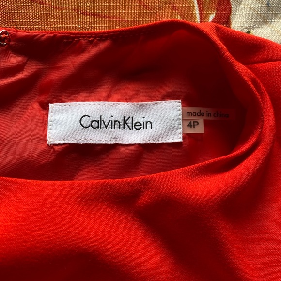 Calvin Klein Red dress NWT size 4P - Picture 3 of 5